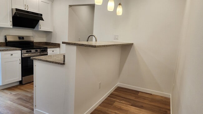 Building Photo - 908 E Gorham St