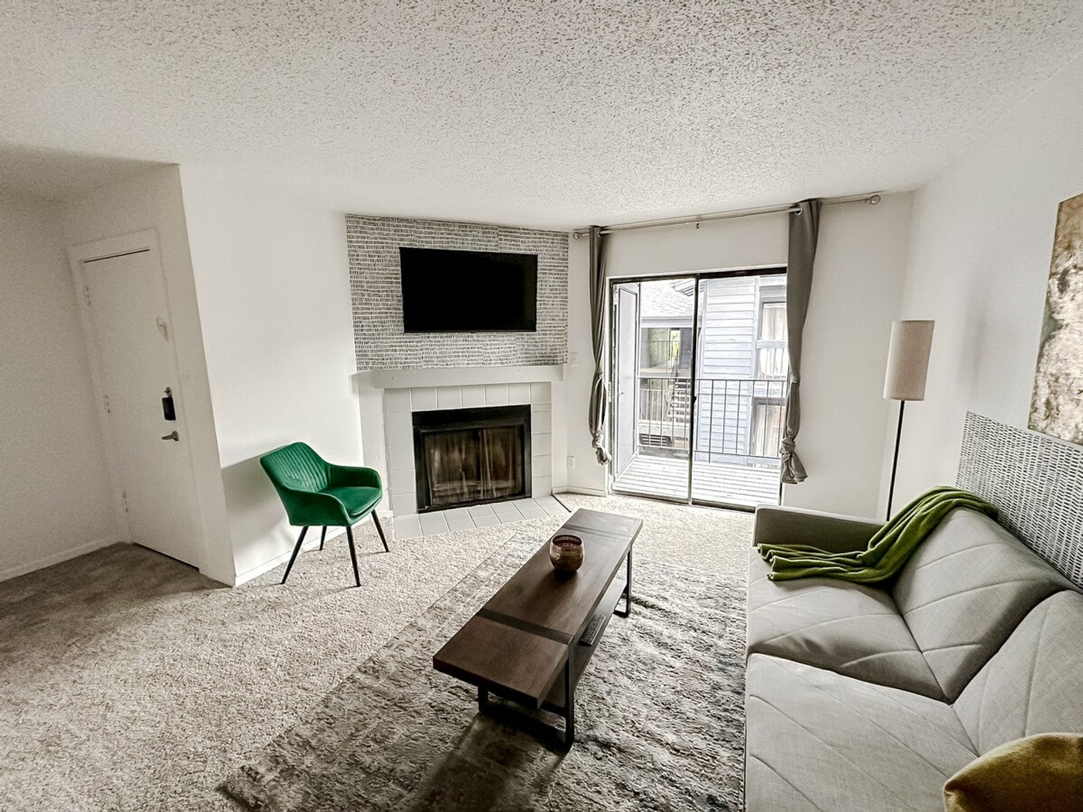 Building Photo - 1071 Clayton Ln