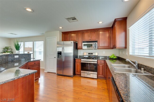 Building Photo - 304 Windsor Ridge Ave