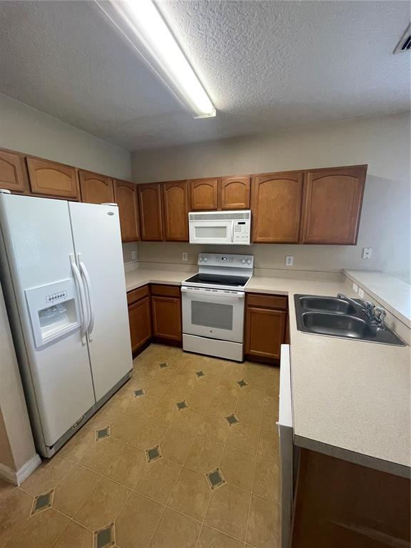 Building Photo - 313 Wilton Cir