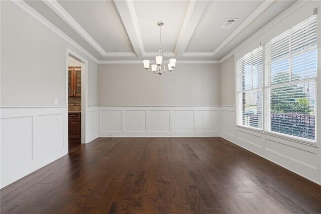 Building Photo - 710 Deer Holw Trce