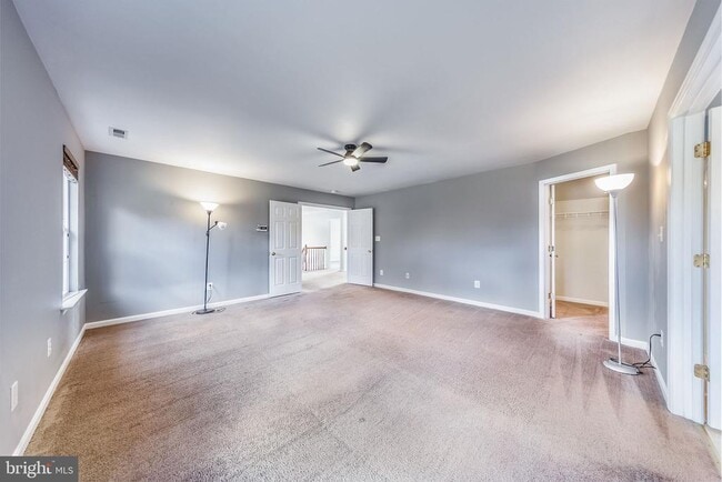 Building Photo - 9402 Pep Rally Ln