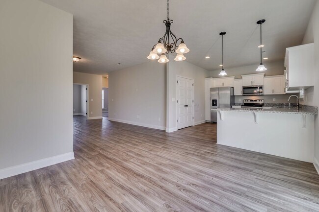 Building Photo - 340 Fox Haven Dr