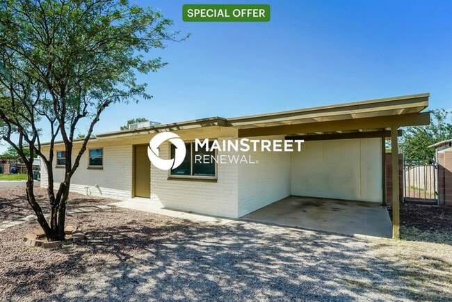 Primary Photo - 3 Bedroom Pet-Friendly Home in Tucson, AZ ...
