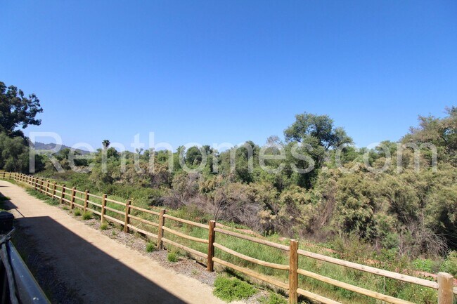 Building Photo - 34742 Criollo Wy
