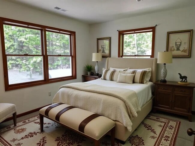 Building Photo - Spacious 5BR Retreat Minutes from Downtown Boyne City