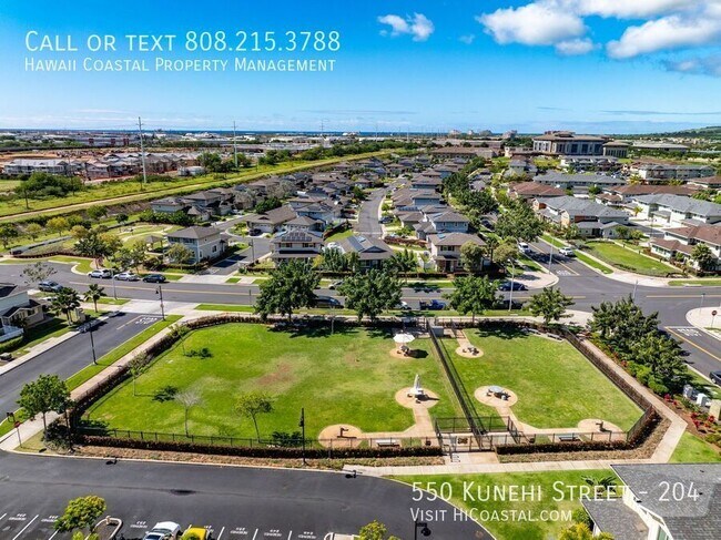 Building Photo - 550 Kunehi St