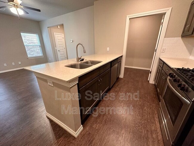 Building Photo - 2180 Camino Del Plaza Ln