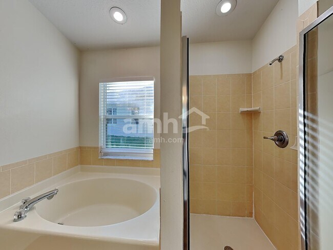 Building Photo - 4528 Portobello Cir