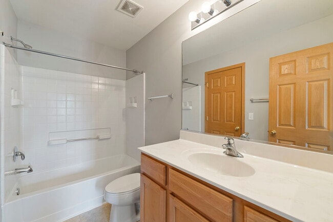 Building Photo - 1464 Cambria Dr