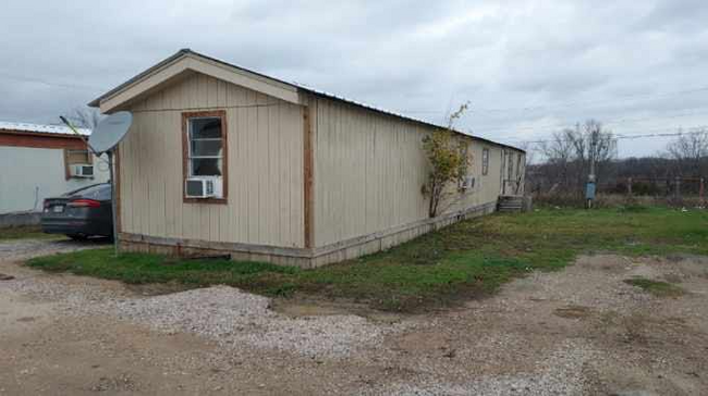 Building Photo - 1801 S Business 45