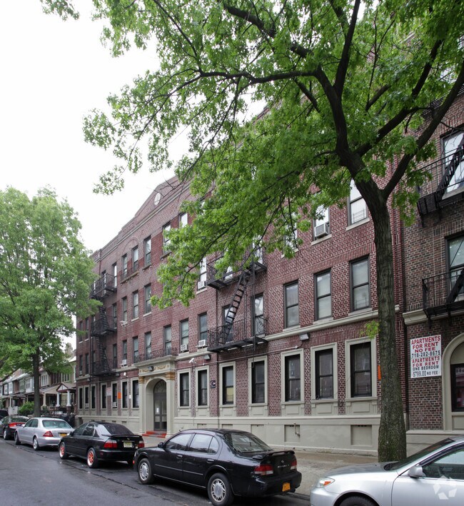 Building Photo - 1060 Union St