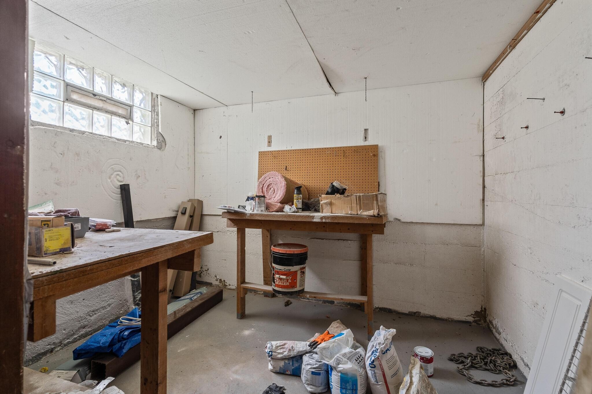 Building Photo - 135 W Hudson Ave