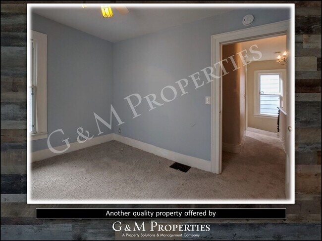 Building Photo - 3-Bedroom Rental Home: South Wedge Neighborhood!