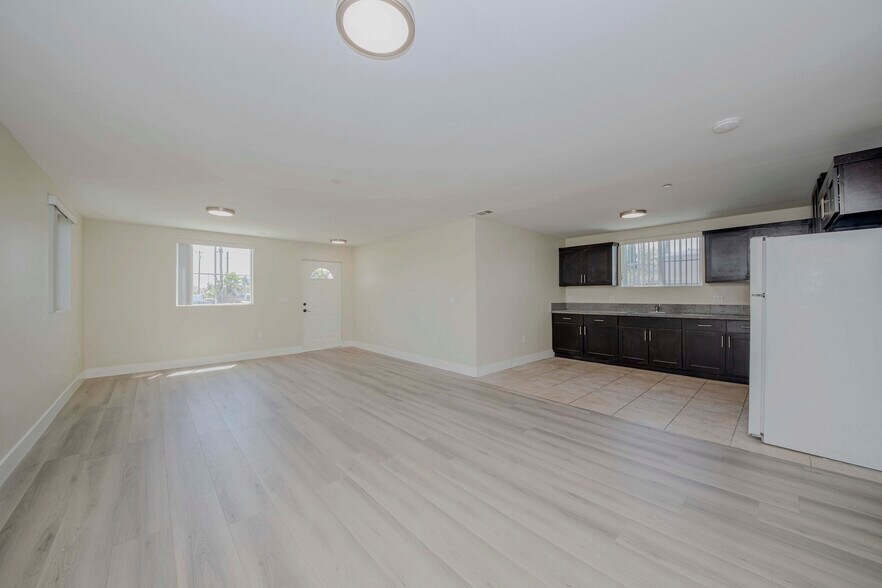 Building Photo - 8711 McKinley Pl