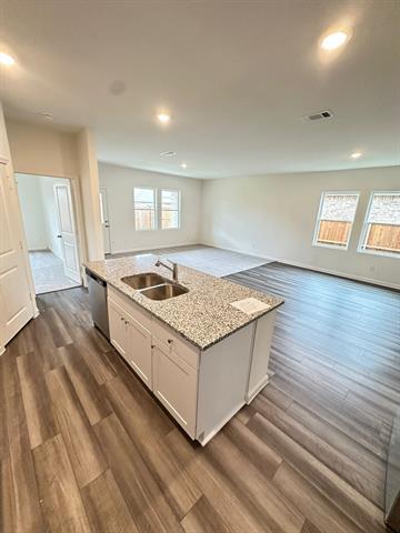 Building Photo - 1855 Lockhart Dr
