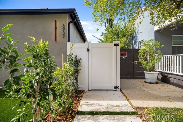 Building Photo - 6937 Jellico Ave