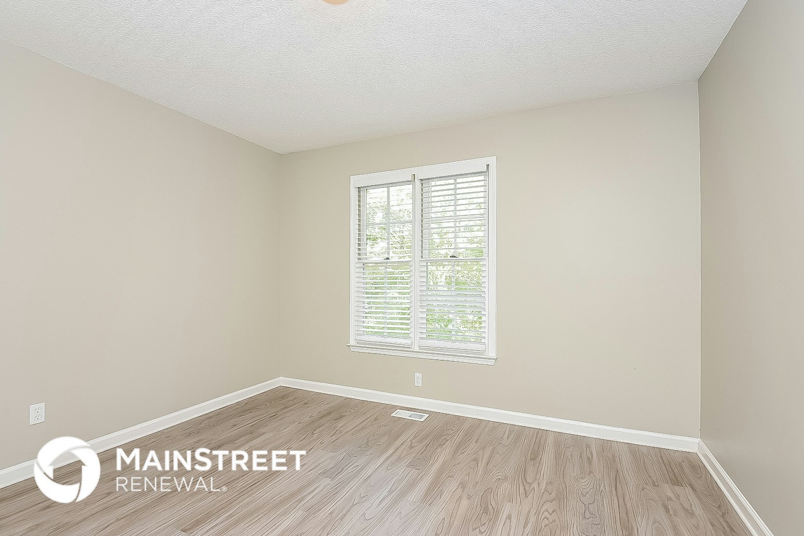 Building Photo - 19 Widgeon Way SW