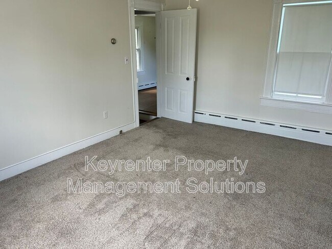 Building Photo - 209 Tanner Ln