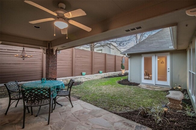 Building Photo - White Rock Highlands  4 bedrooms, 2.5 baths