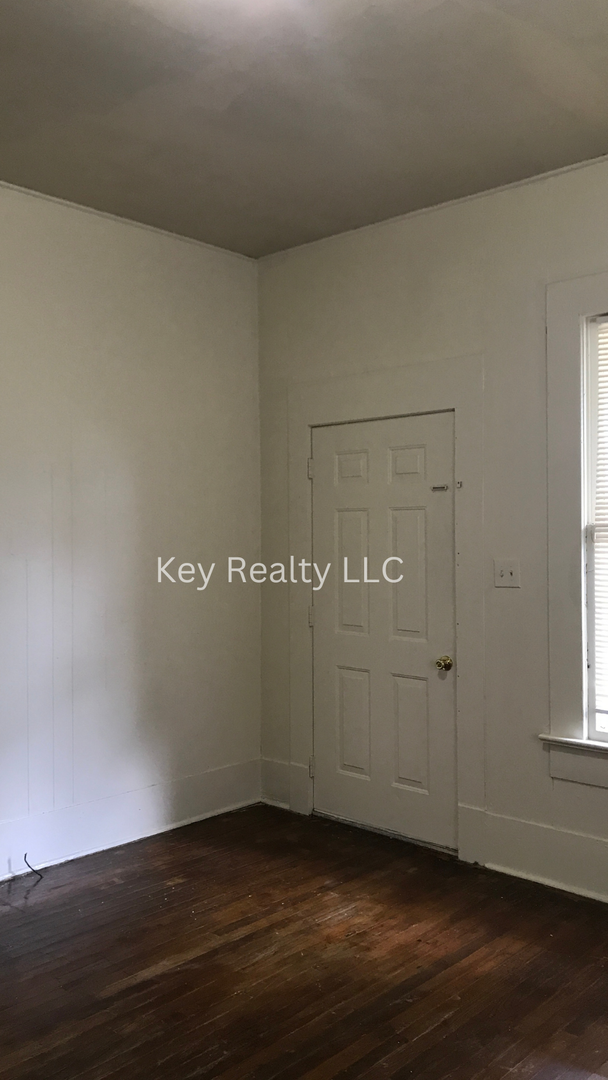 Building Photo - 612 - A 18th Street - Alexandria MOVE IN S...