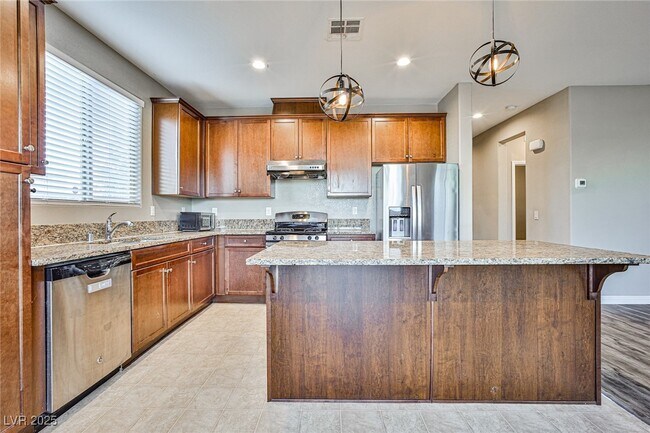 Building Photo - 7716 Plumbush Ct