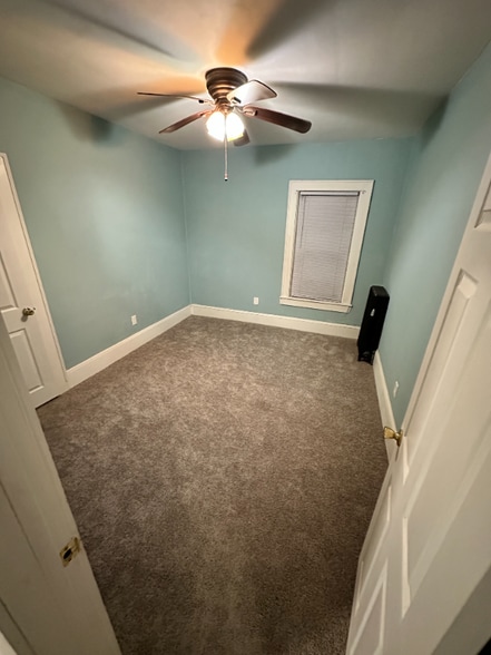 Building Photo - 62 Lakewood St