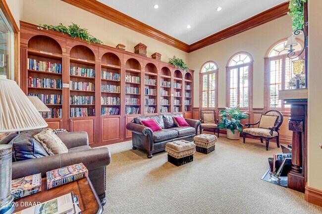 Building Photo - 1459 Areca Palm Dr