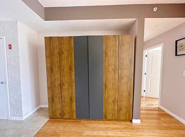 Building Photo - 2805 Ocean Pkwy