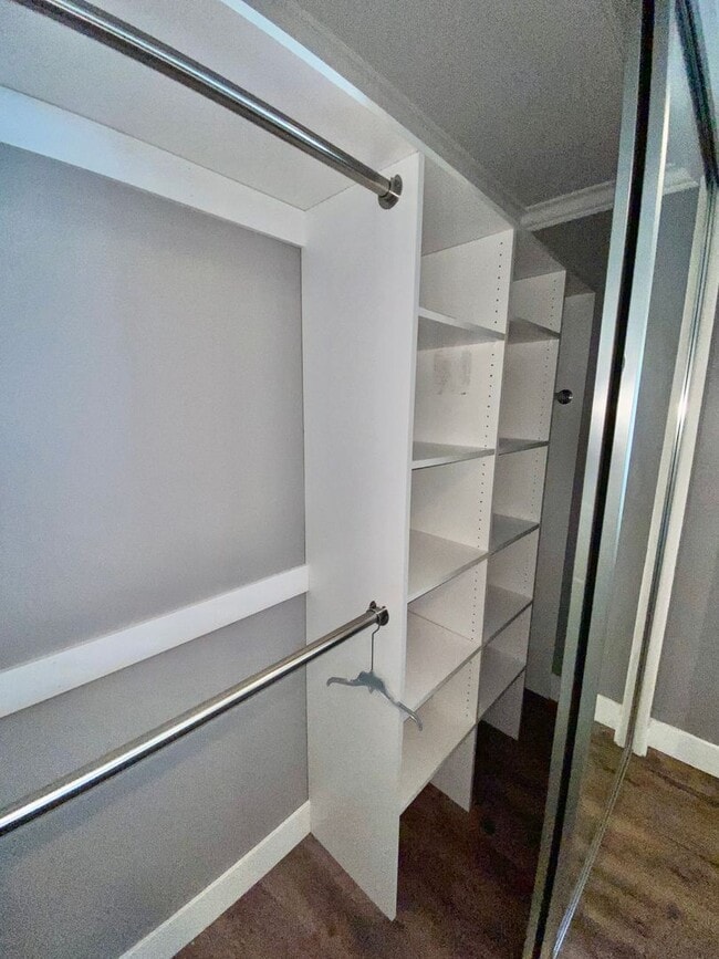 Building Photo - 524avef