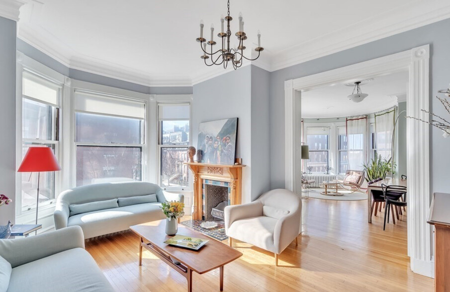 Primary Photo - 11 Farnsworth St