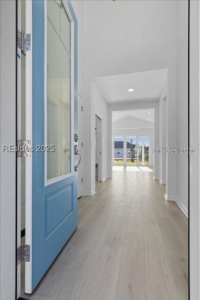 Building Photo - 921 Tropics Ave