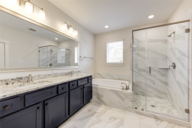 Building Photo - 16032 Mason Run Dr