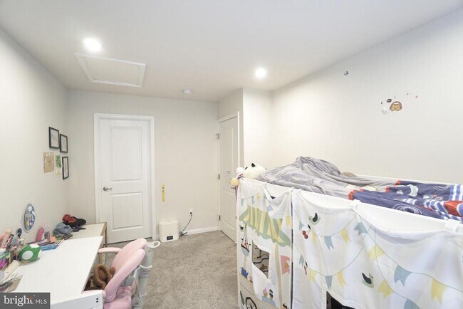 Building Photo - 202 Bamboo Dr