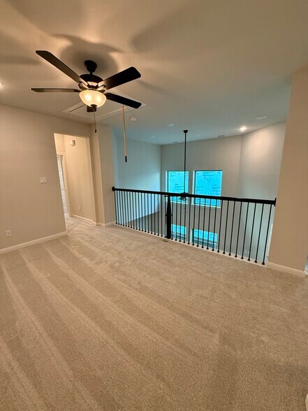 Building Photo - 1502 Roundup Way