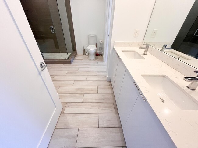 Building Photo - 1 S Palmway