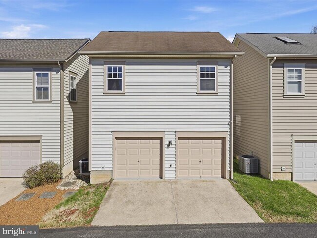 Building Photo - 7752 Grandwind Dr