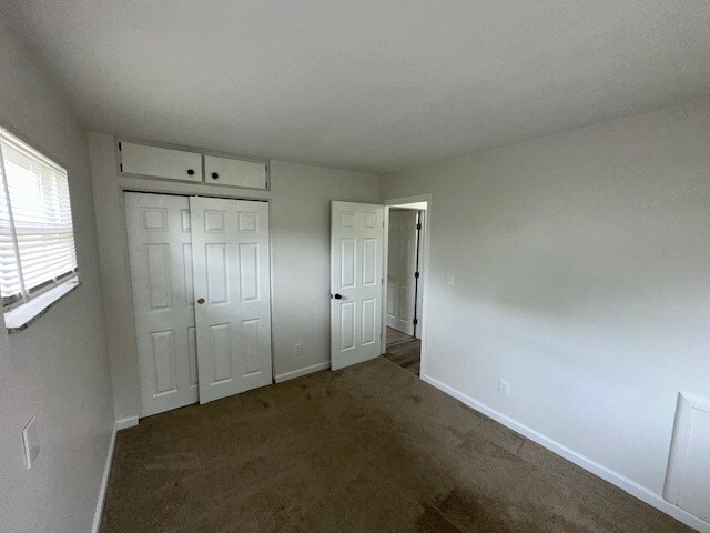 Building Photo - 4016 E Livingston Ave