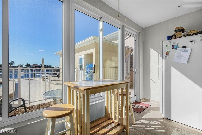 Building Photo - 1714 Bikini Ct