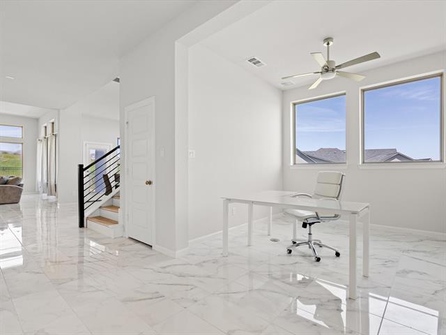 Building Photo - 2156 Domingo Dr