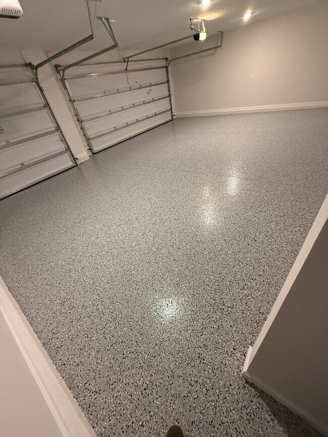 Building Photo - 8359 SW 41st Ter