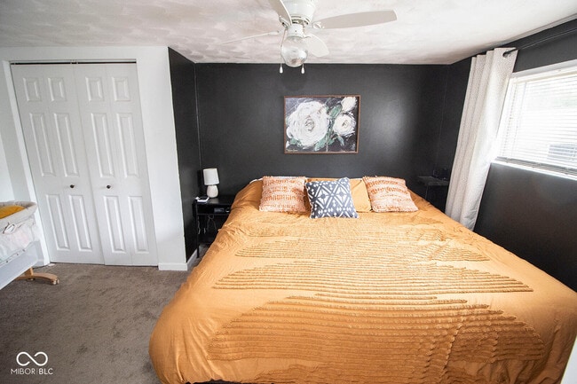 Building Photo - 113 E Indiana Ave