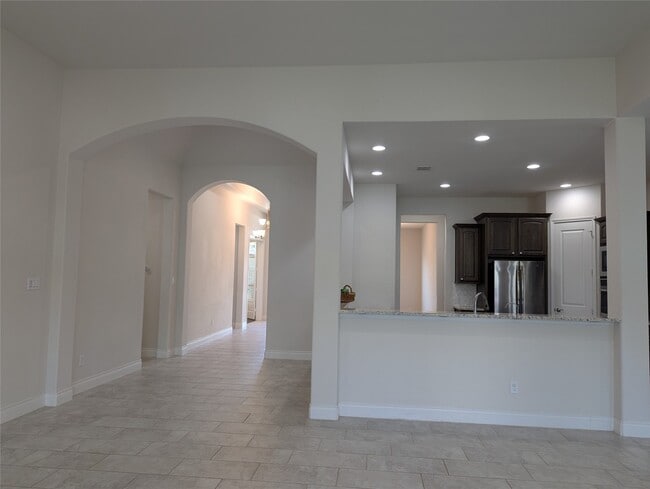 Building Photo - 10323 Granite Ct