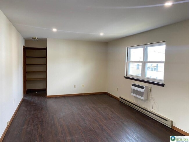 Building Photo - 66 S Lea St
