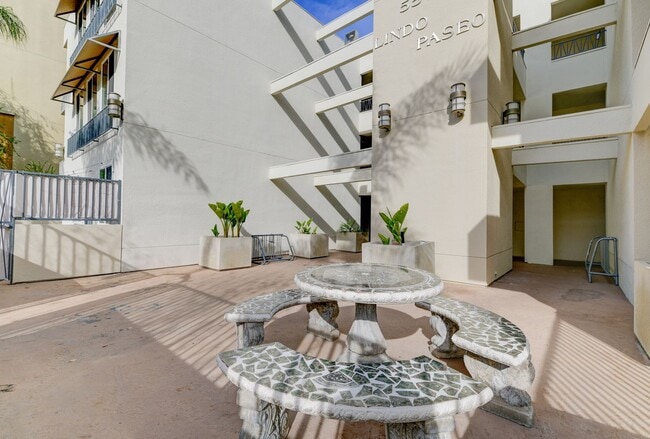 Building Photo - Modern 2 Bedroom 2 Bathroom Apartment Right Next to SDSU  -  WITH 2 PARKING SPOTS!!!