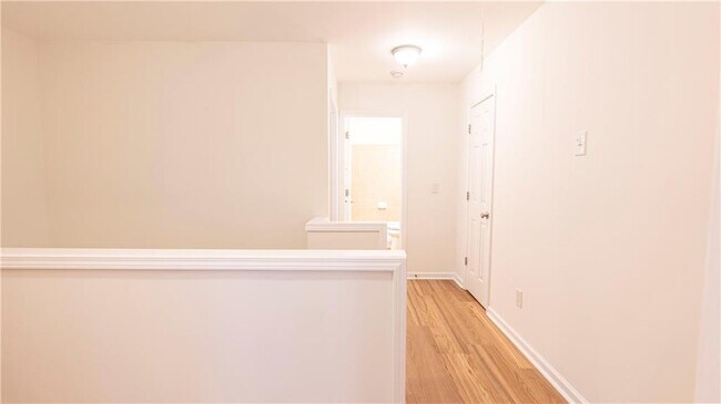 Building Photo - 2070 Hailston Dr NW