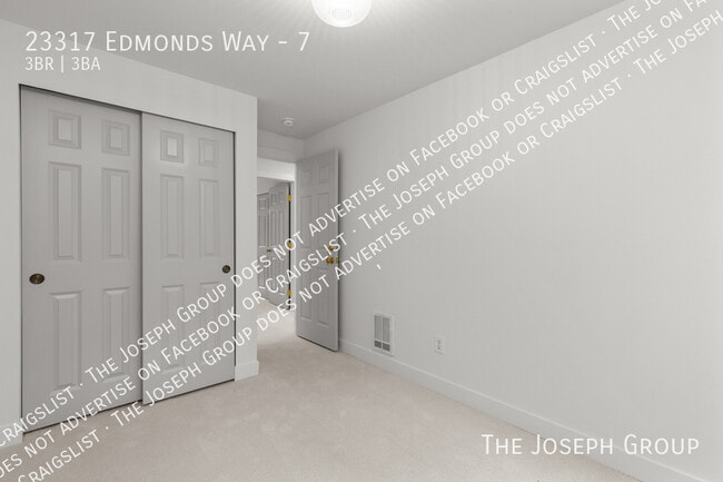 Building Photo - 23317 Edmonds Way