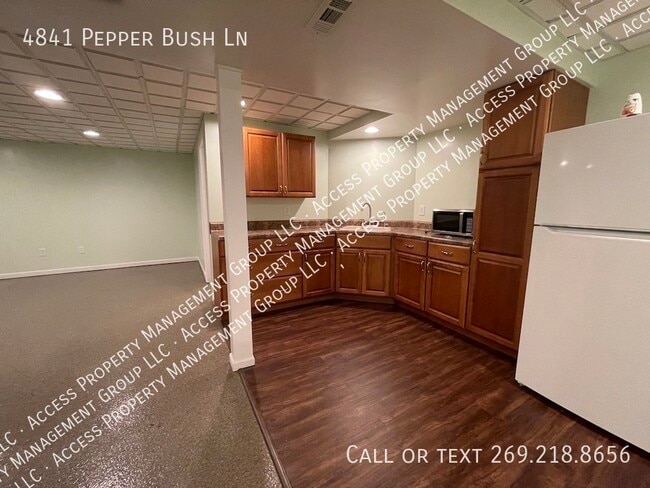 Building Photo - 4841 Pepper Bush Ln