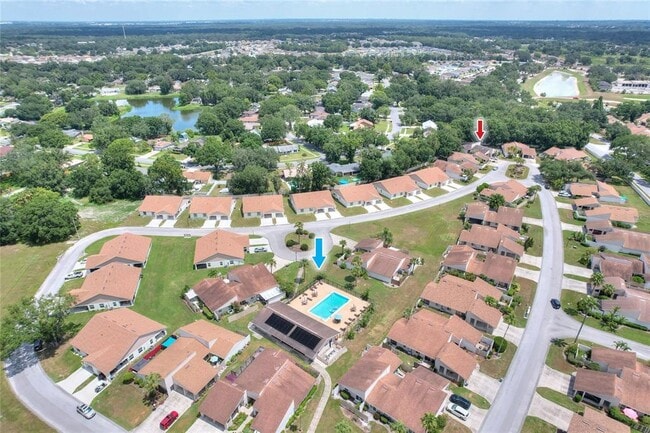 Building Photo - 3988 Oak Loop