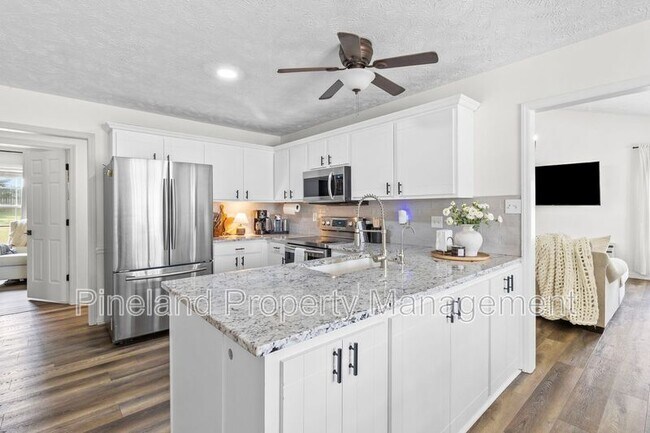 Building Photo - 133 Haywood Dr